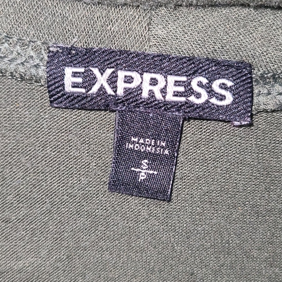 Express top - Picture 2 of 2